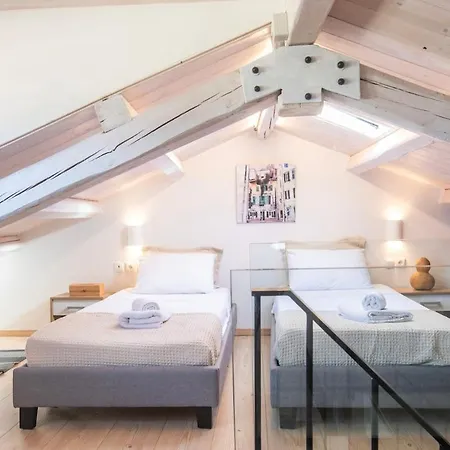 アパート The Campiello Loft, Corfu Old Town コルフ島
